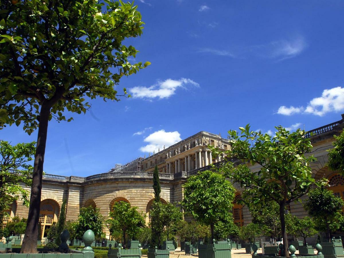 Le Petit Neptune Versalhes Exterior foto